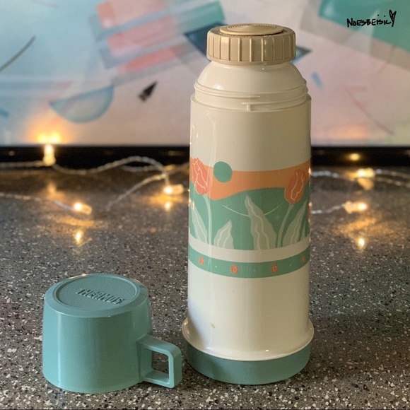 🚫SOLD•E✝️SY🚫 Vintage 80s Thermos With Floral Bag - Picture 4 of 12